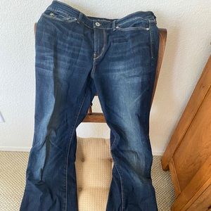 Denizen from Levi’s modern bootcut jeans. W29, L32